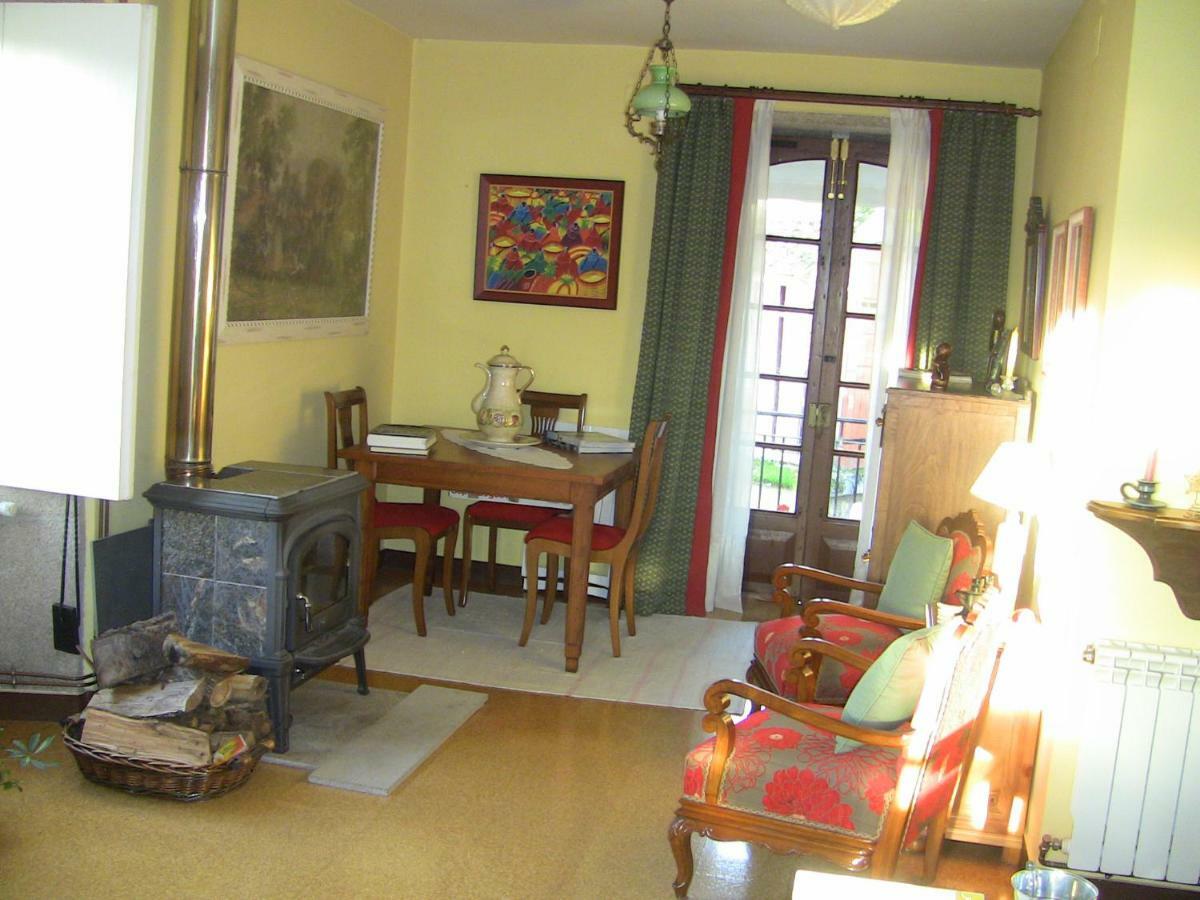 Pensjonat Casa Xan Da Pena Villarmayor  Zewnętrze zdjęcie